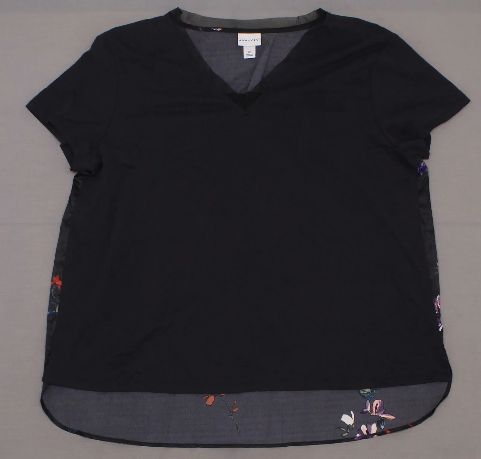 Ava & Viv Women's Plus Size Floral Ruched Back Short Sleeve Knit & Woven Top