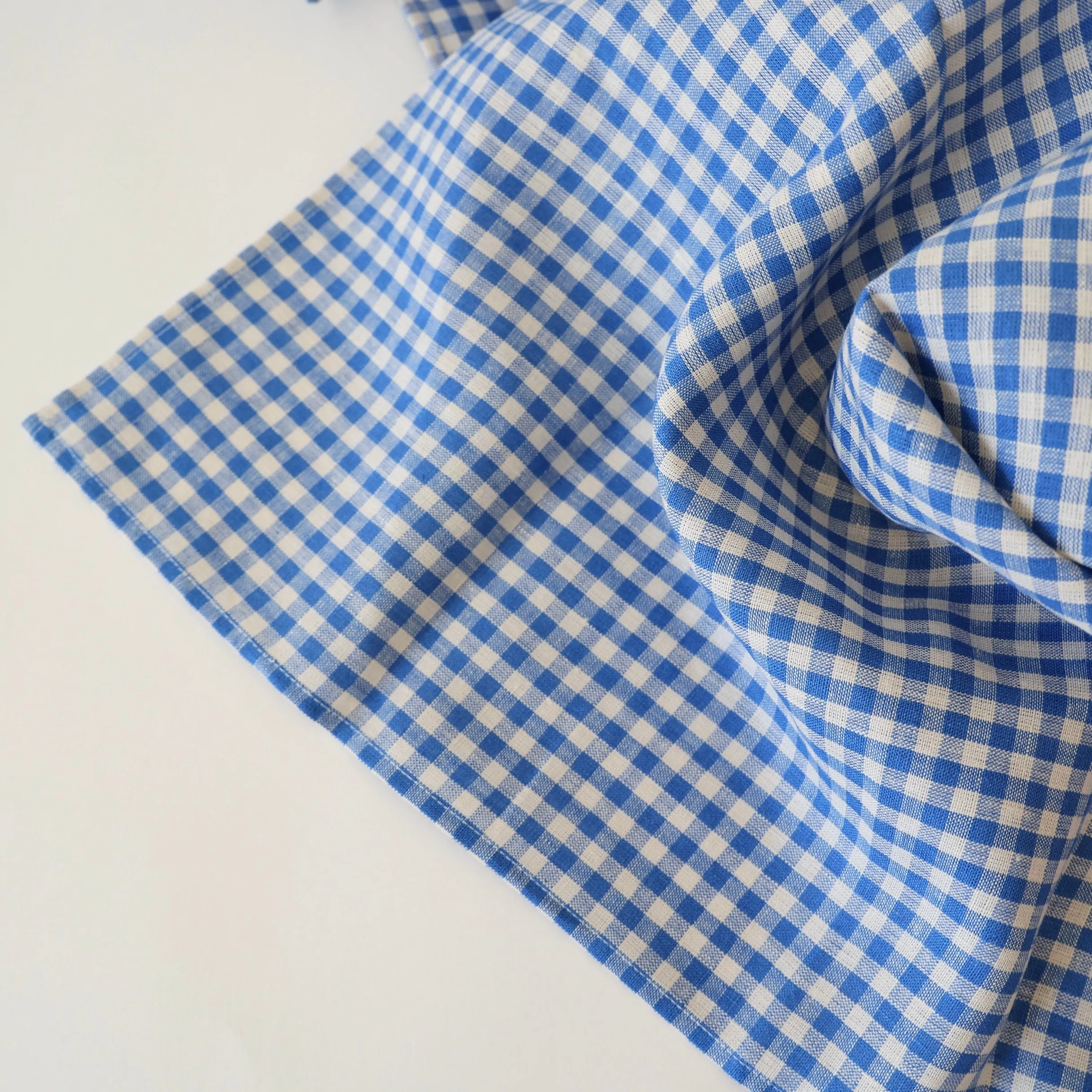Fog Linen Tablecloths & Napkin Sets - Paule