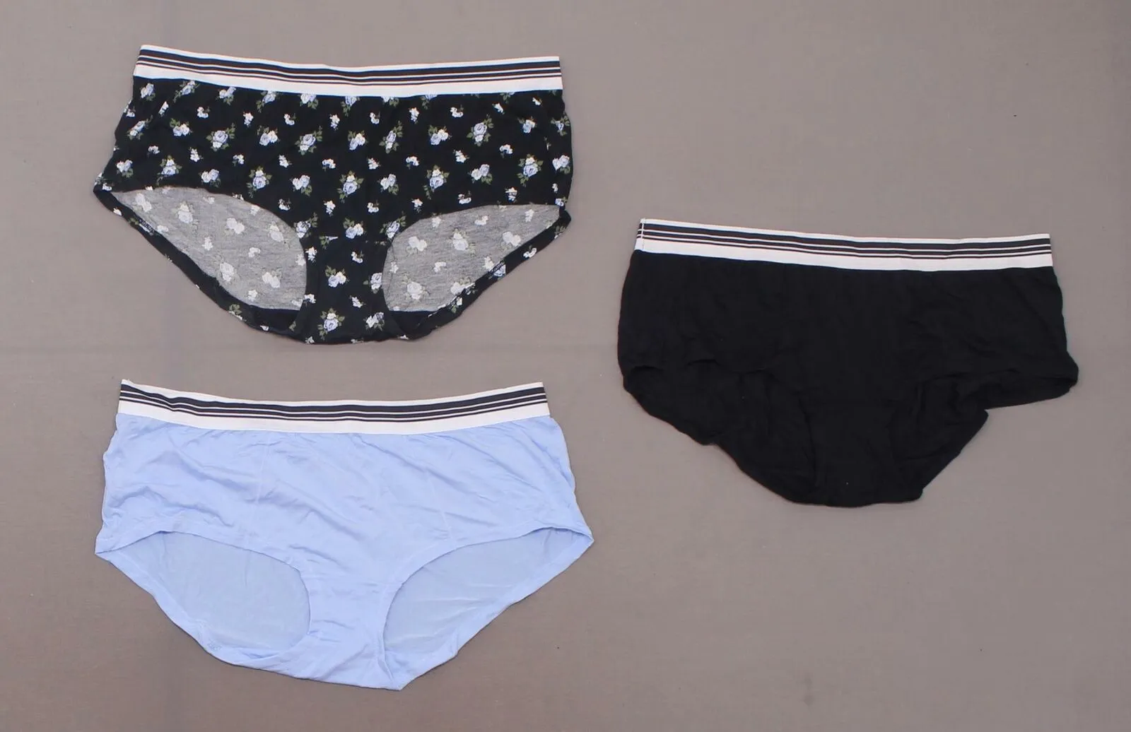 Fruit of the Loom Women's 3 Pairs Modal Girl Short Boy Shorts