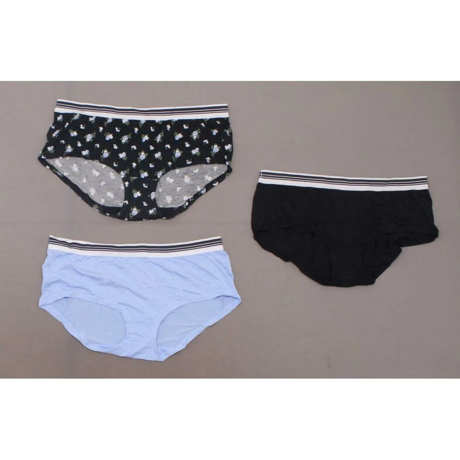 Fruit of the Loom Women's 3 Pairs Modal Girl Short Boy Shorts