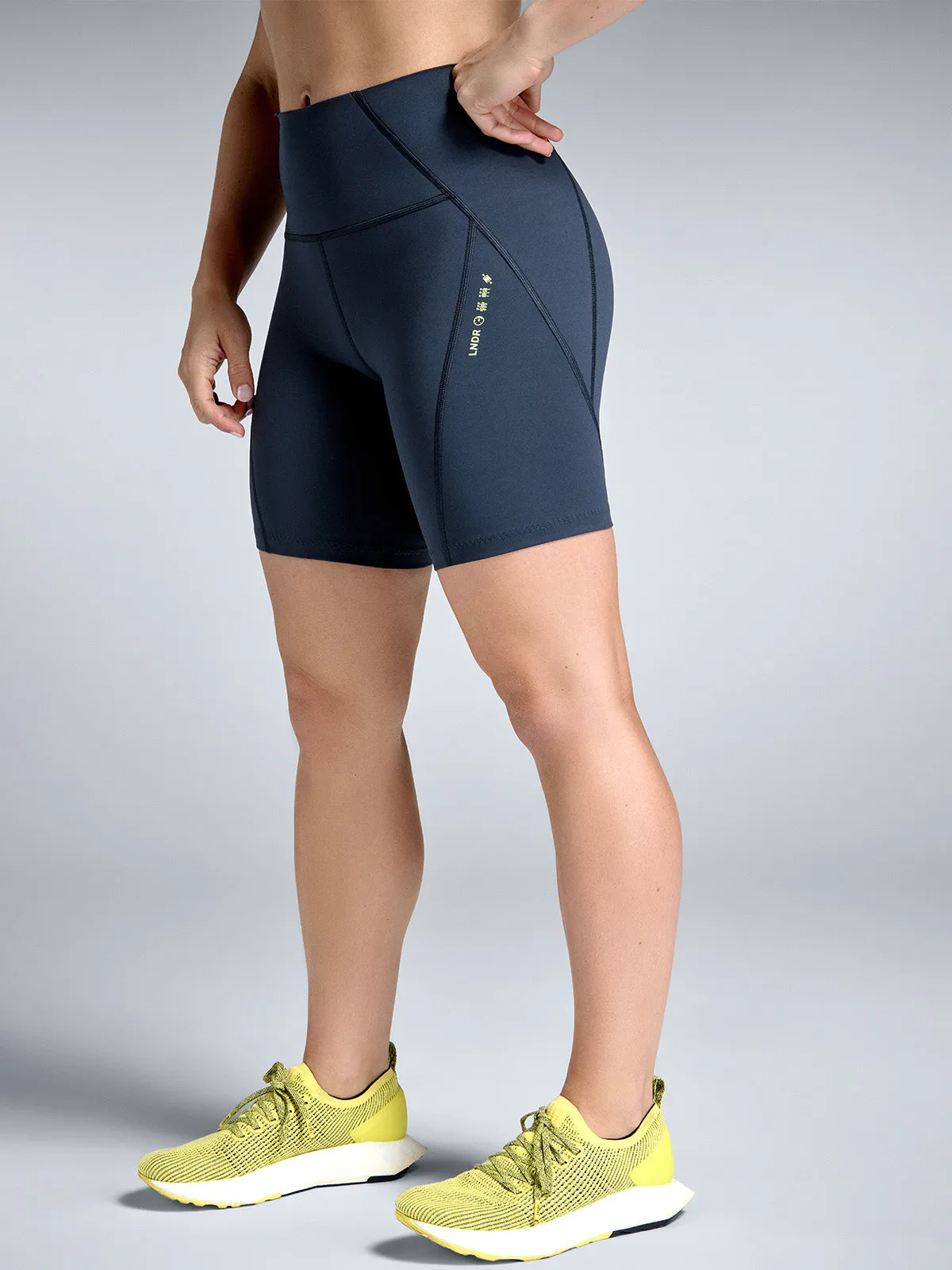LIMITLESS 7.5" Bike Short Outerspace
