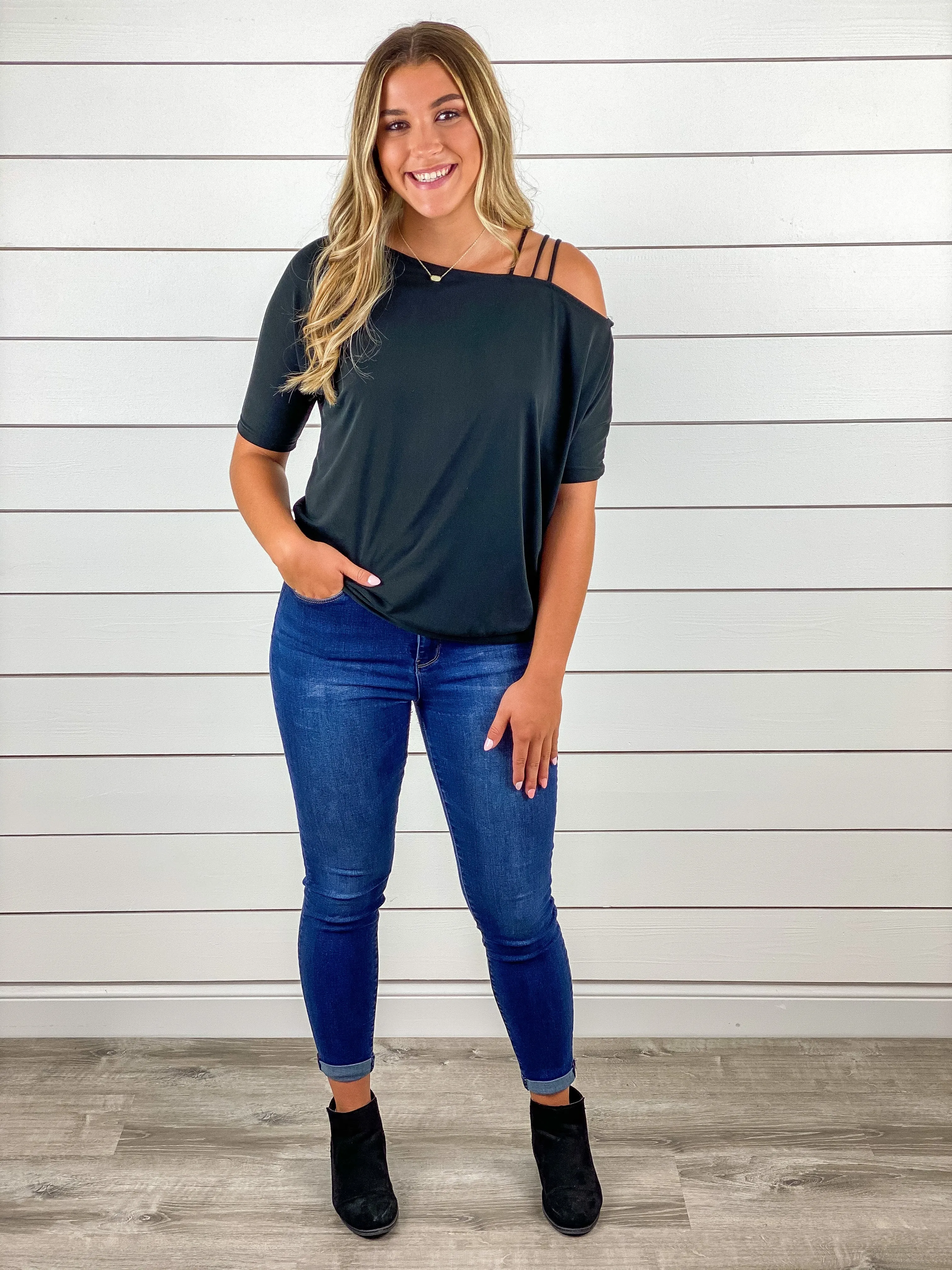 Make a Move Top - Black