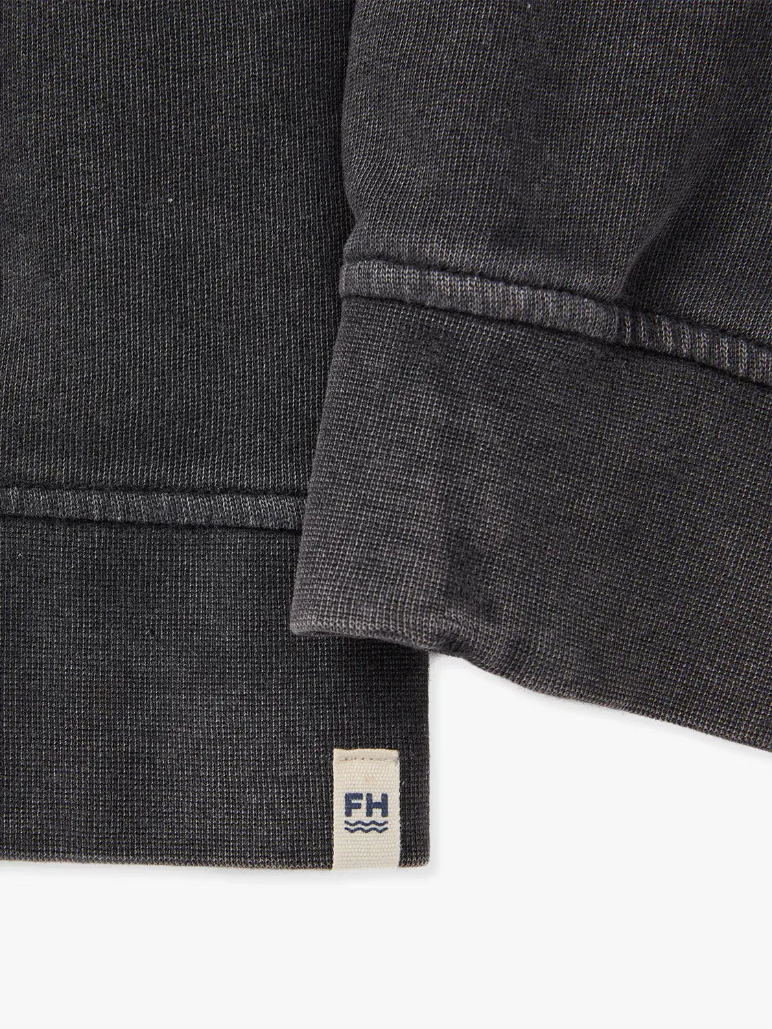 Saltaire Crewneck | Black