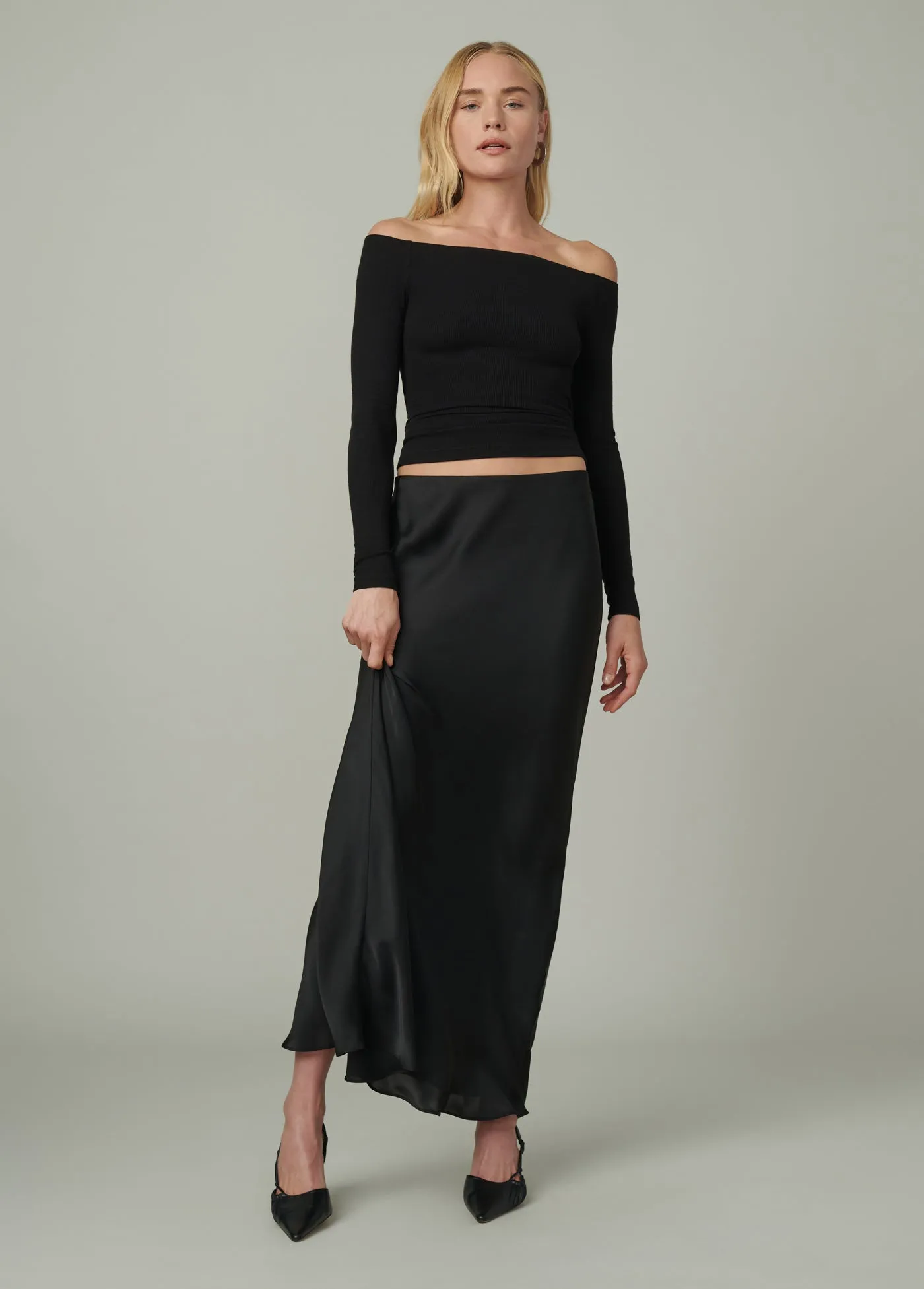 THE DEVIN OFF THE SHOULDER TOP
